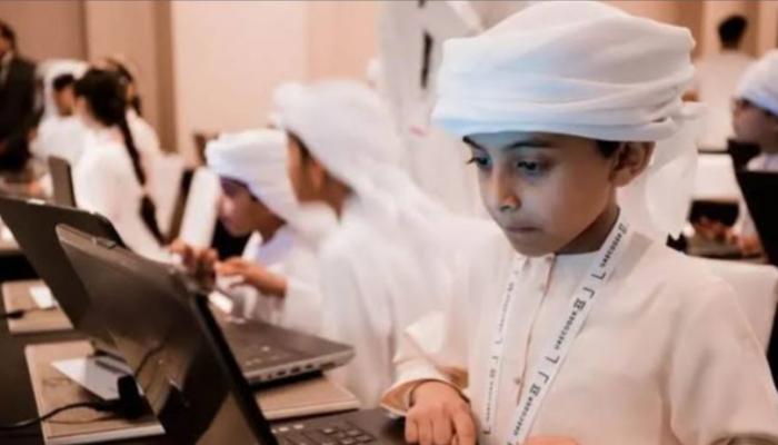 قرار إماراتي يغيّر مستقبل التعليم.. تعميم تدريس الذكاء الاصطناعي من ...