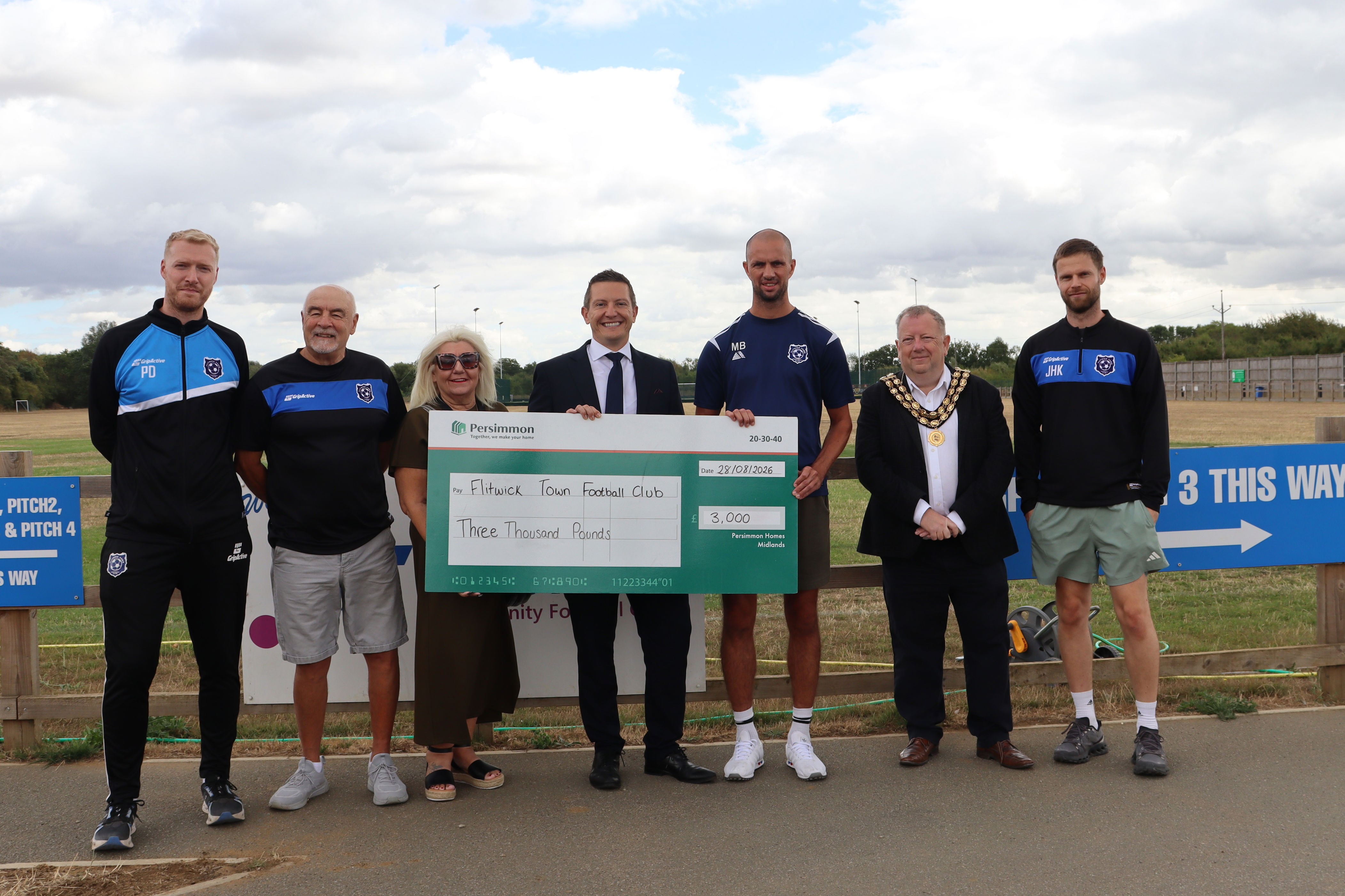 Grassroots football club scores community donation in Flitwick