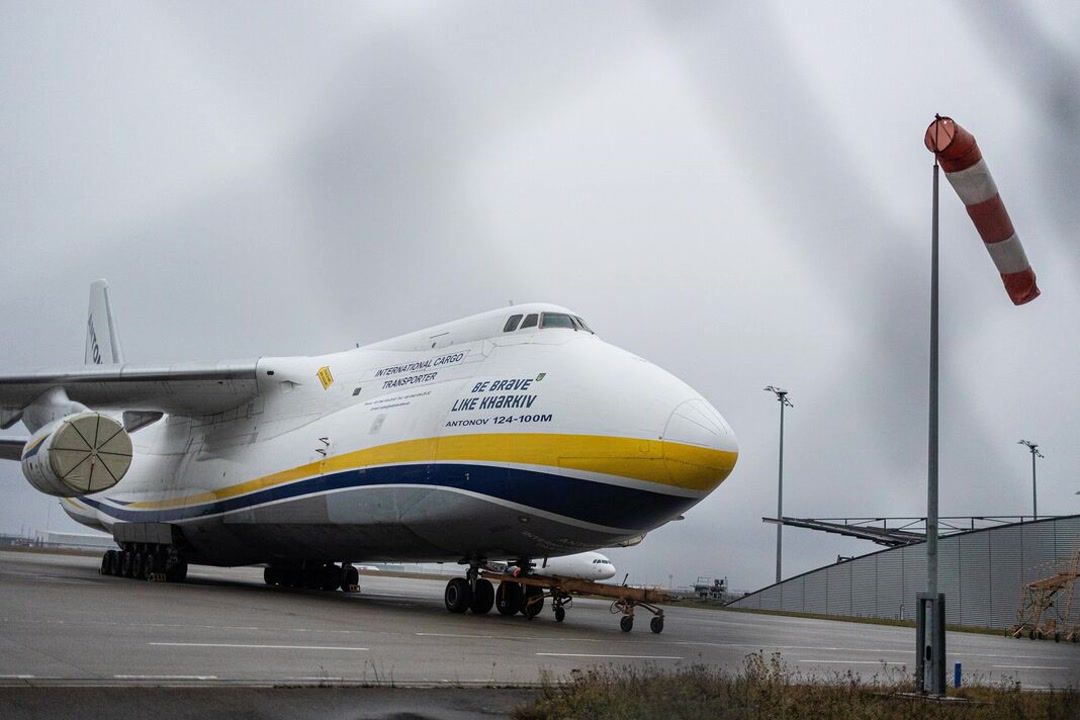 Putin 'ready to take down passenger jets in Europe' as WW3 fears explode
