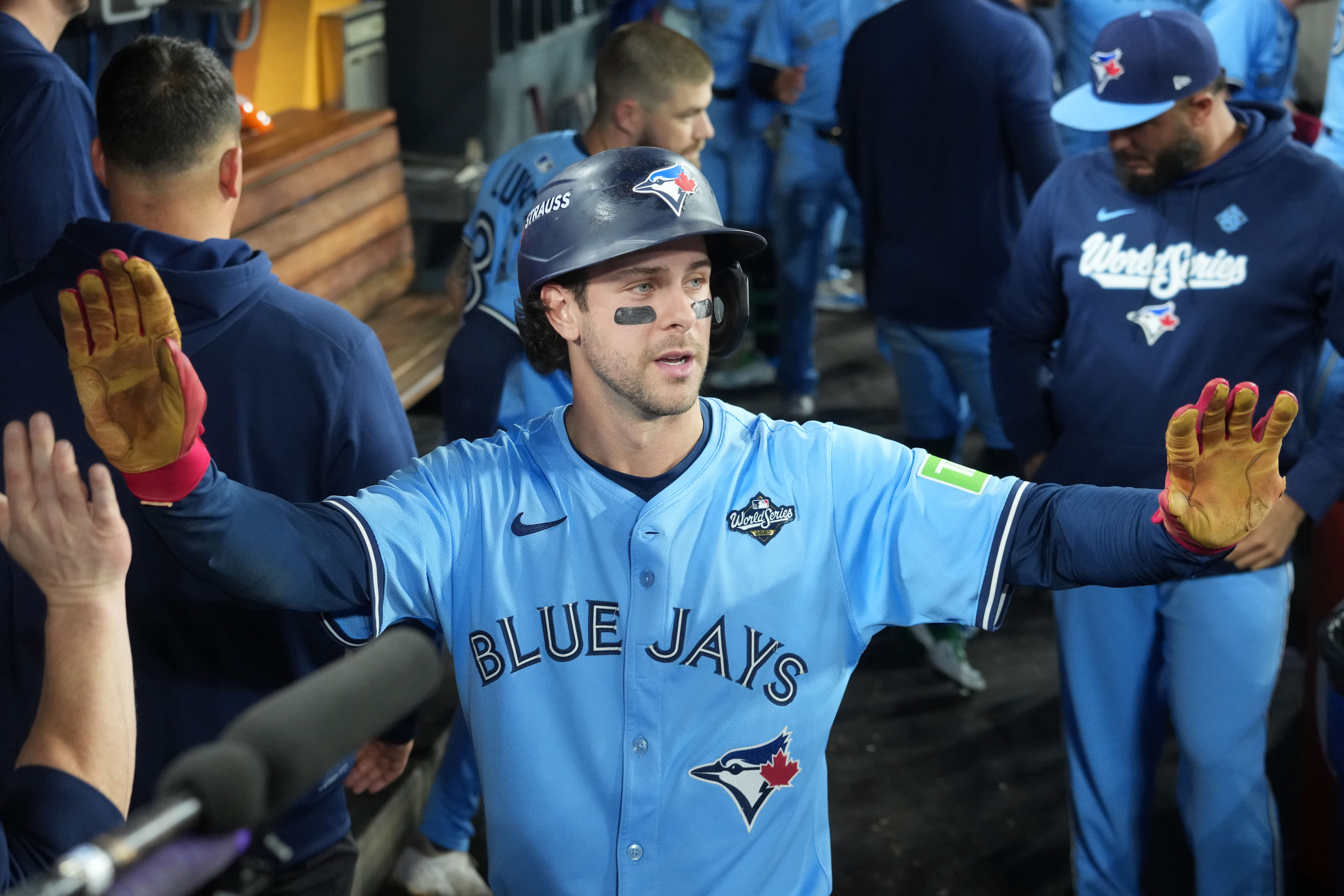 Blue Jays make surprising lineup decision ahead of Guardians series finale