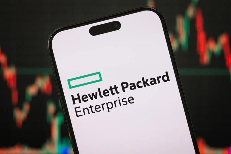Hewlett Packard Enterprise gives Oracle right to buy $205 million in ...