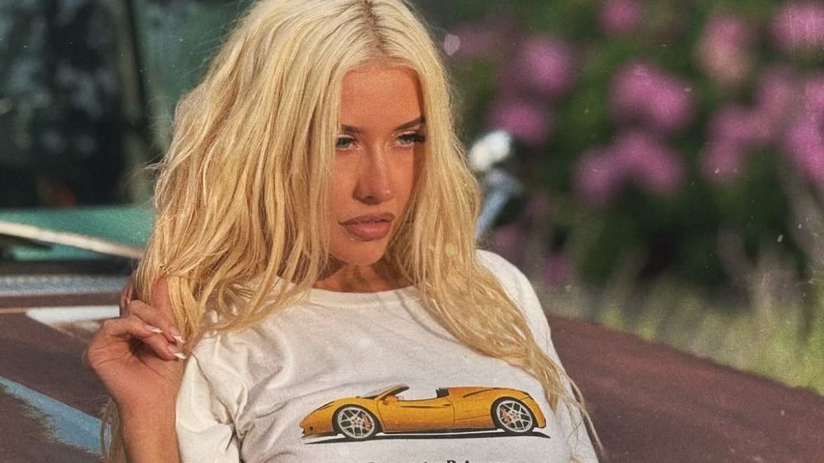 Christina Aguilera's rare family photos reveal a new side of daughter ...