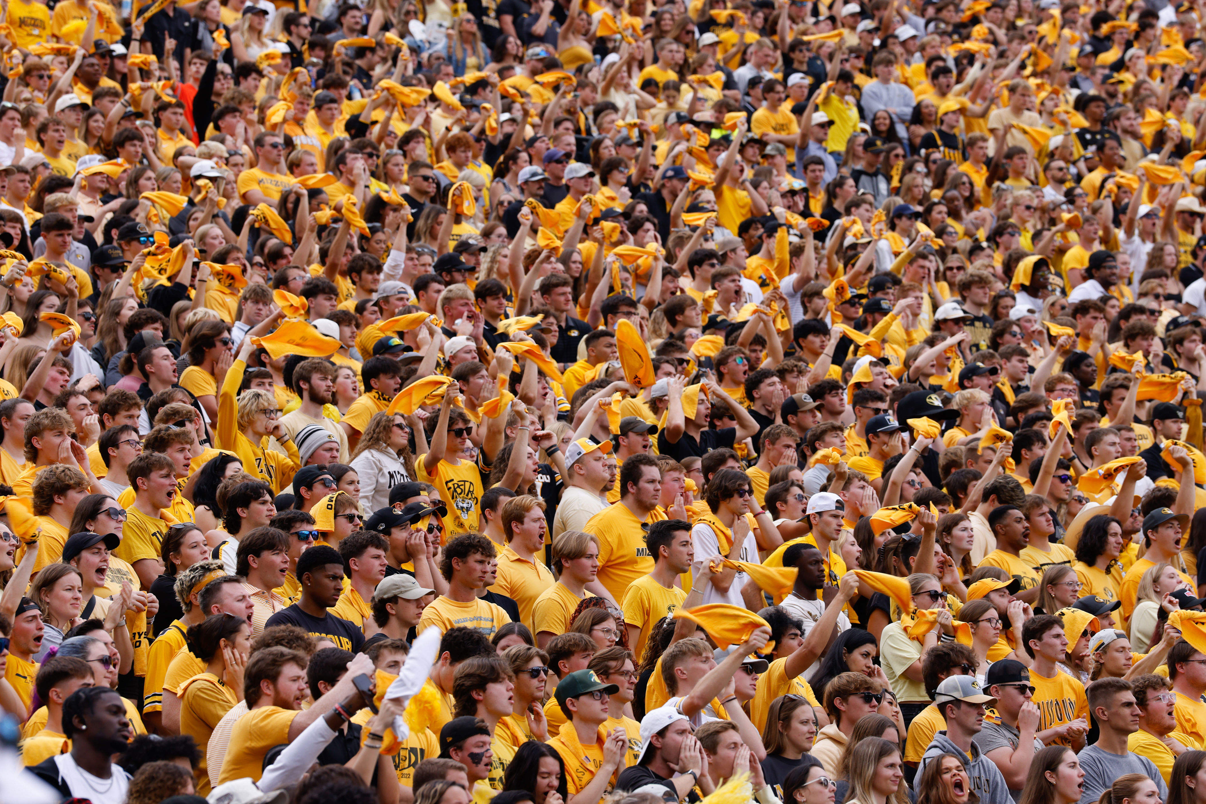 Live game thread: Mizzou kicks off season against Arkansas-Pine Bluff