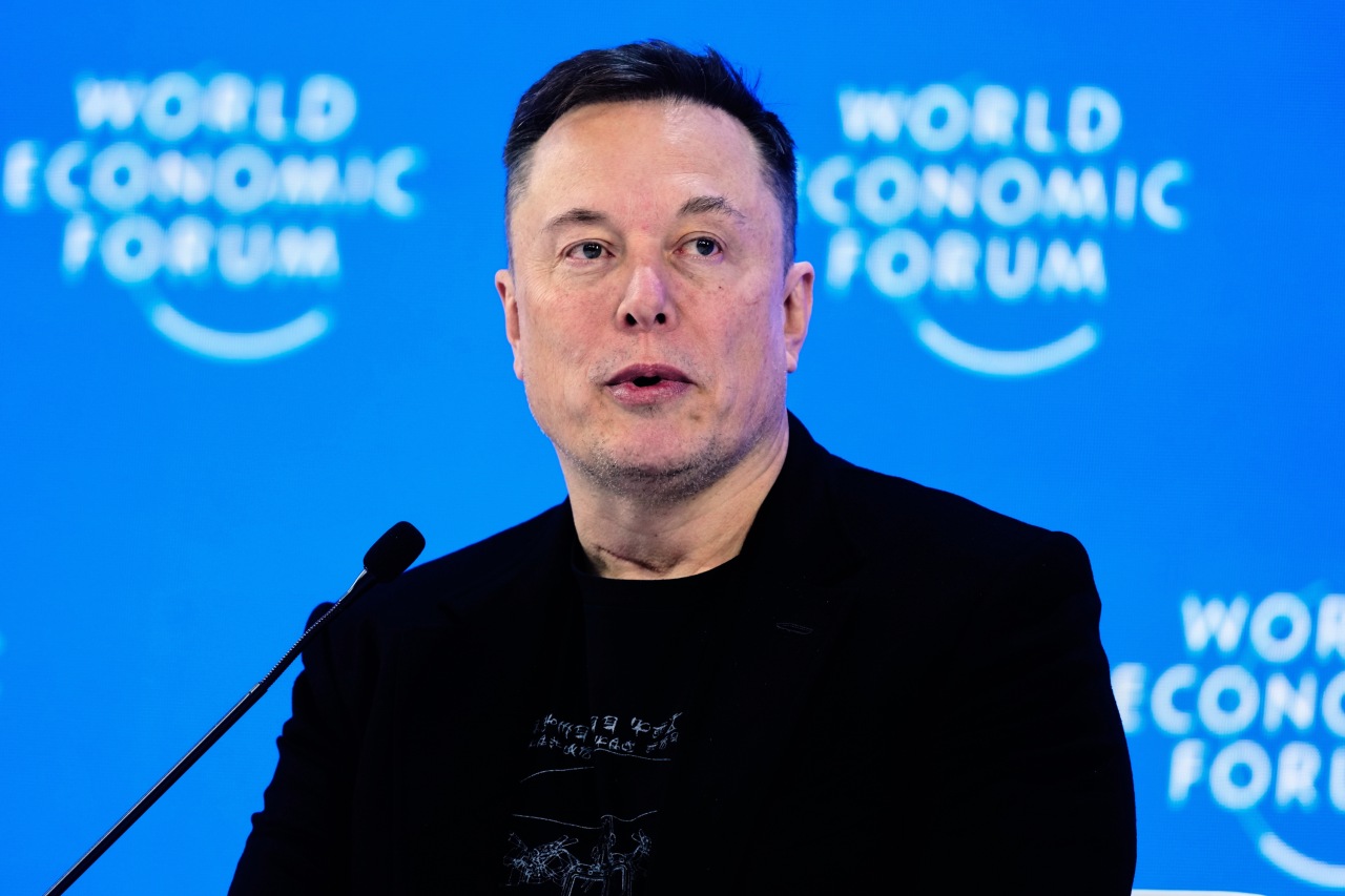 Musk's Boring Co. pushes investors for recruiting, business help