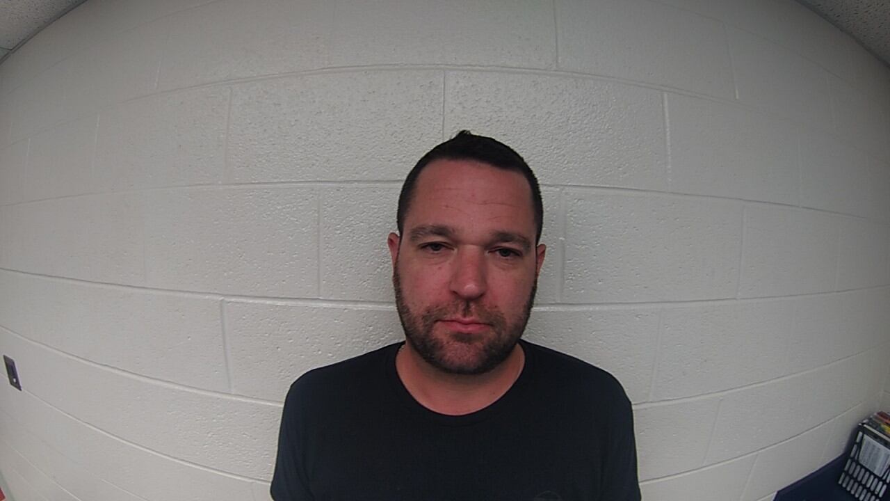Mansfield Police officer put on leave after reporting for work under the influence of alcohol, gets DUI hours later