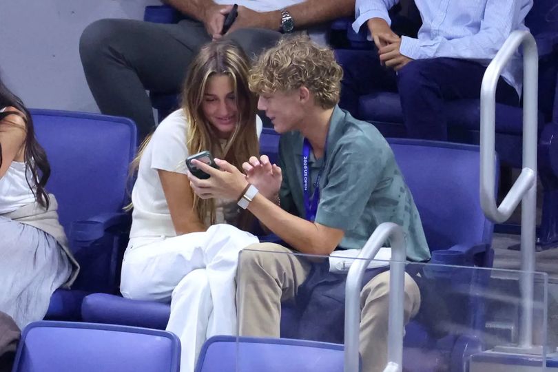 Tennis legend's son cozies up to Roger Federer's daughter at US Open