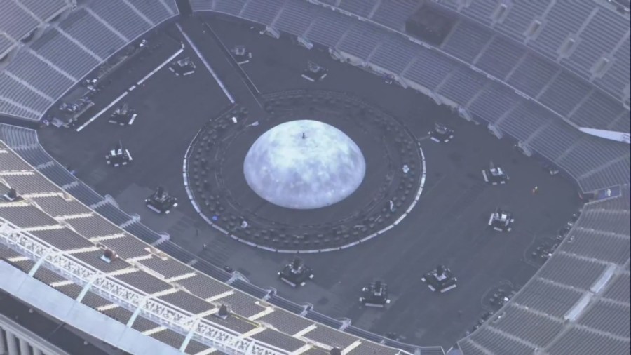 ADL trains security to spot anti-Semitic symbols at Ye's Chicago shows