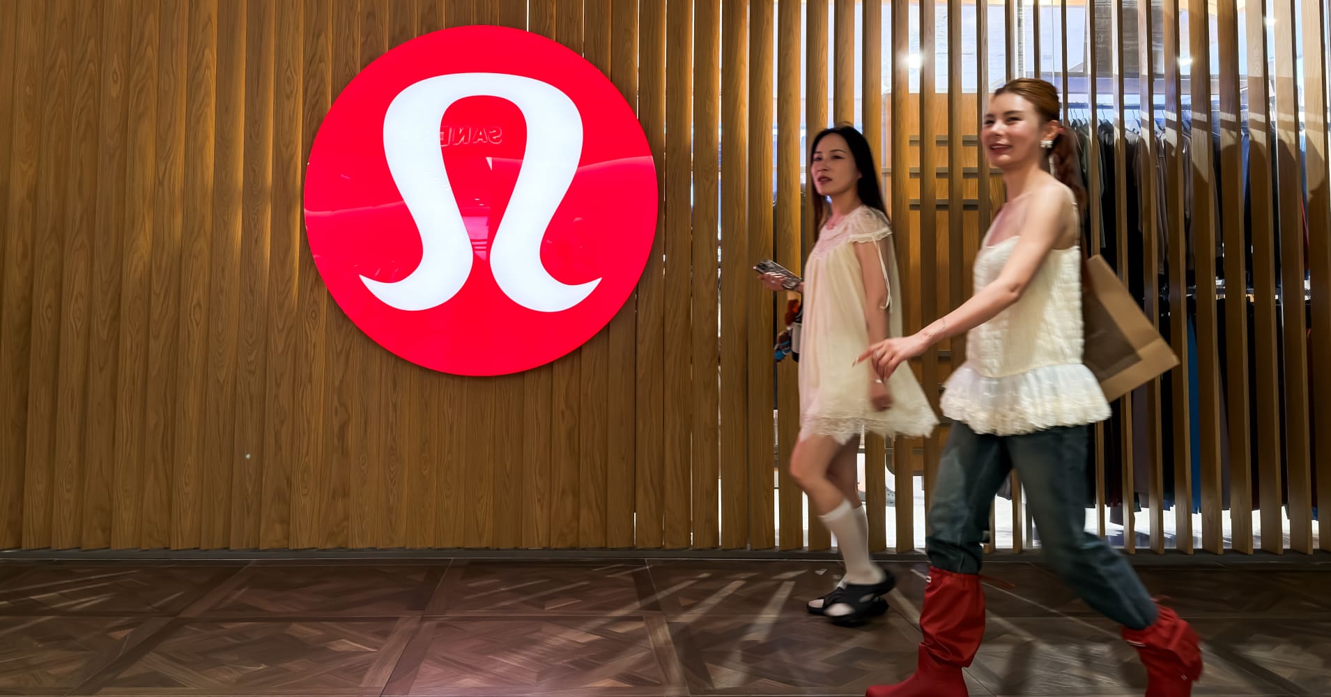 Lululemon stock plunges 20% on disappointing earnings and outlook