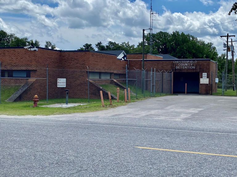 5 officers, director fired from Chesterfield County Detention Center ...