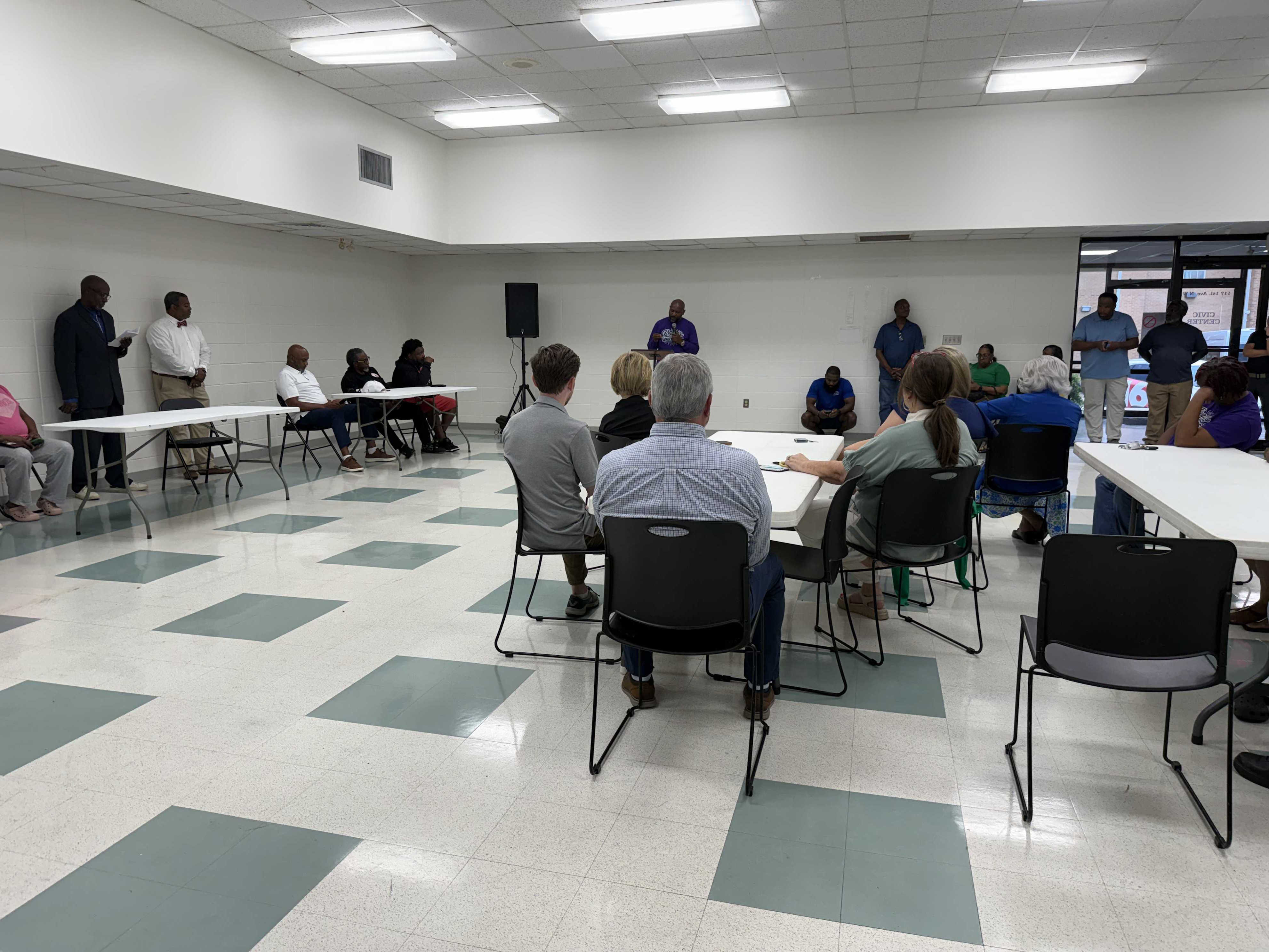 Simpson County community prays against gun violence