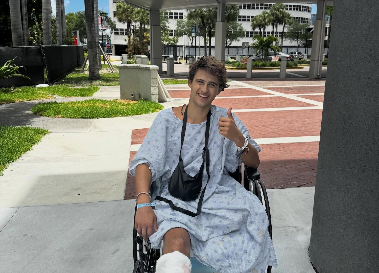 'Survivor Greece' star sues producers for $100 million after losing leg