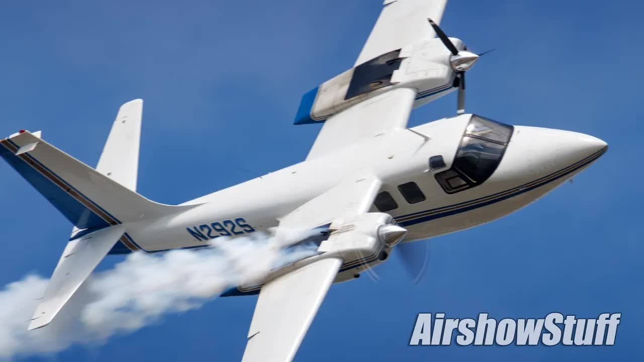 Watch an Aero Commander roll with one engine shut down over Oshkosh