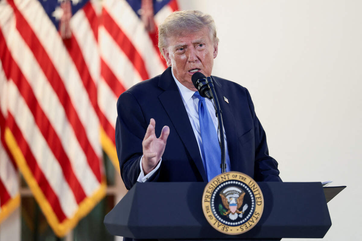 Trump scheduled to visit Kansas amid tight Marshall-Hamilton Senate race