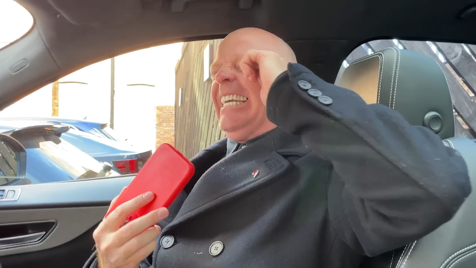 Prank call to a five star hotel reception