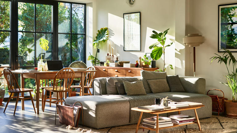 The once-dated and forgotten dining room trend that's coming back in style