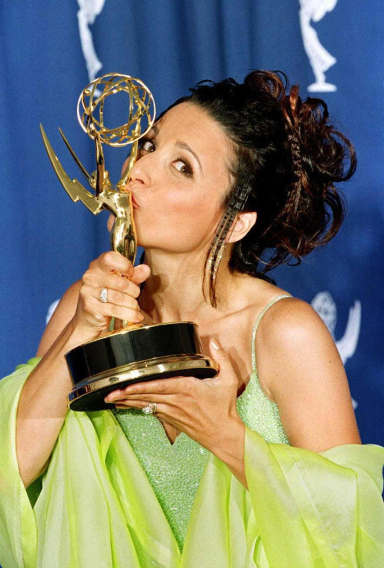 Julia Louis-Dreyfus reveals 'tons' of tension on 'Seinfeld' set