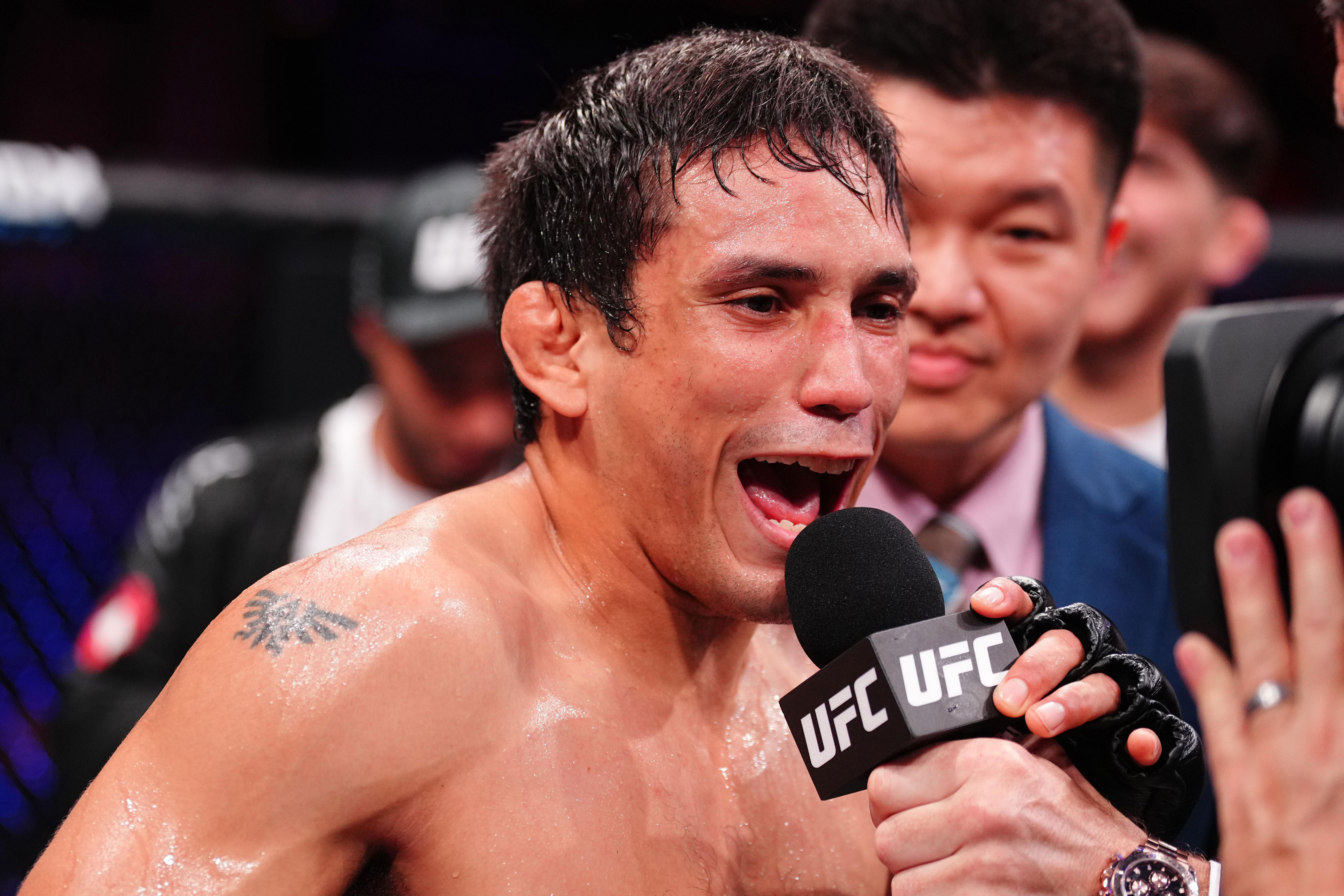 Noche UFC 4 loses another fight after visa issues bounce 'El Gato Loco' from Sept. 12 lineup