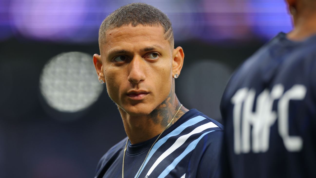 Vasco da Gama confirm talks with Tottenham Hotspur over Richarlison