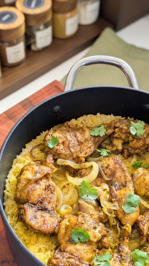 one-pot-curried-chicken-and-rice-that-brings-big-flavor
