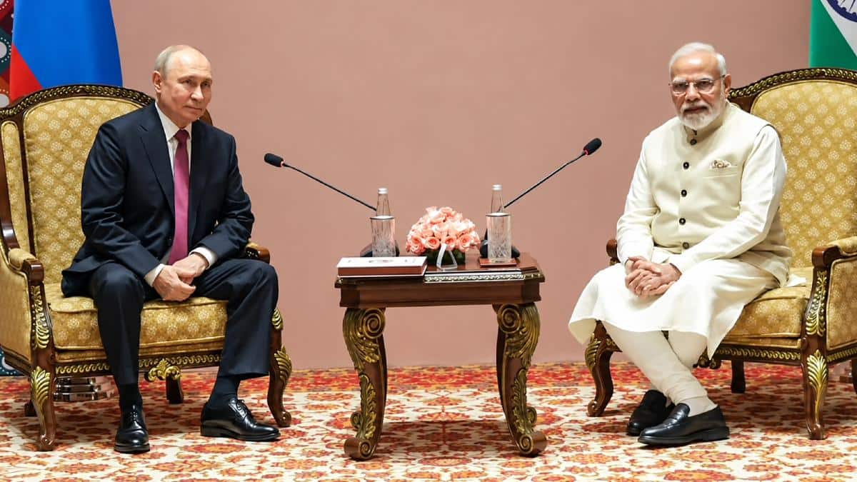 Modi-Putin meet: PM stresses dialogue, diplomacy; Putin invites him for ...