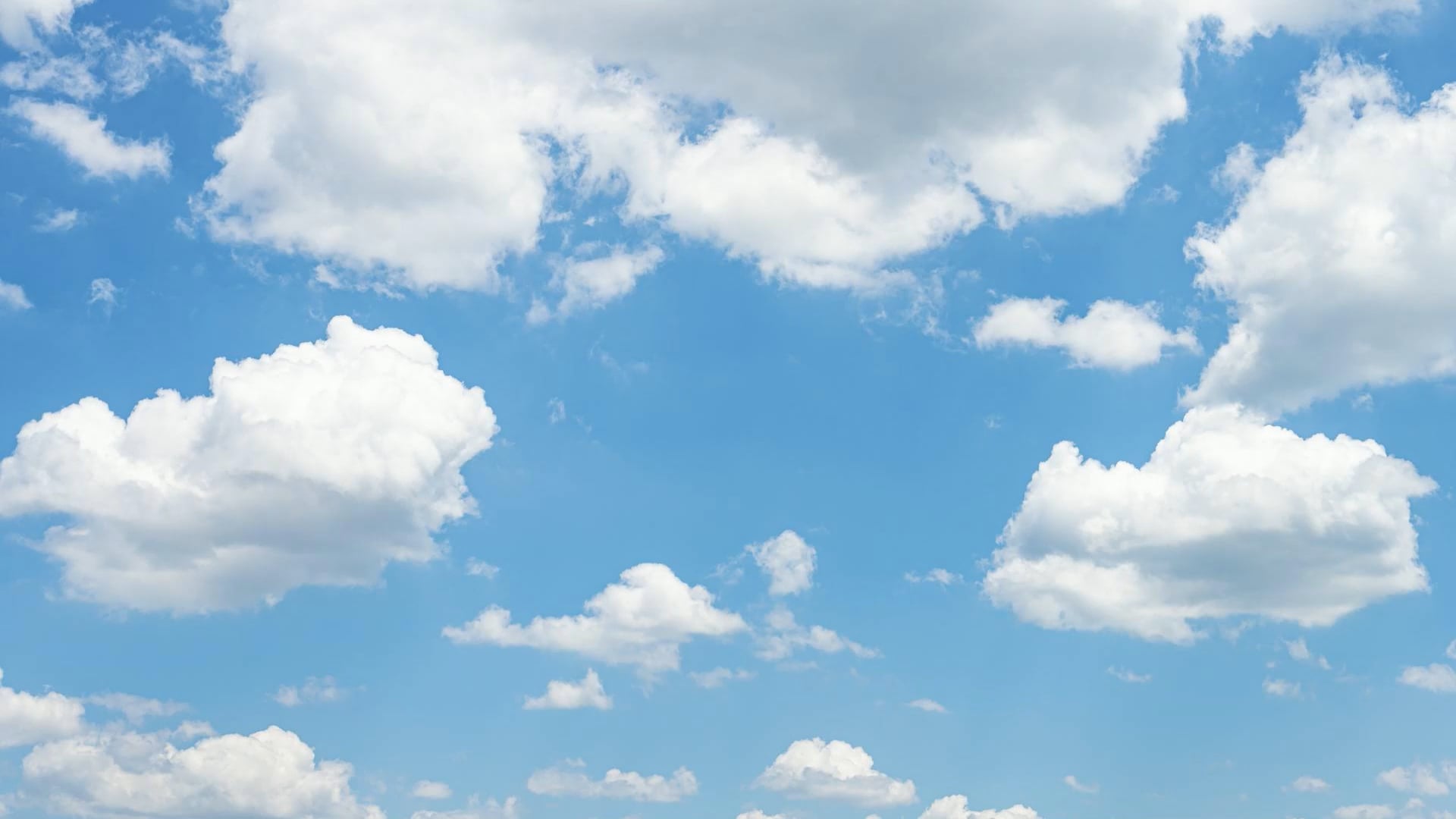 Why clouds are white but never stay the same color