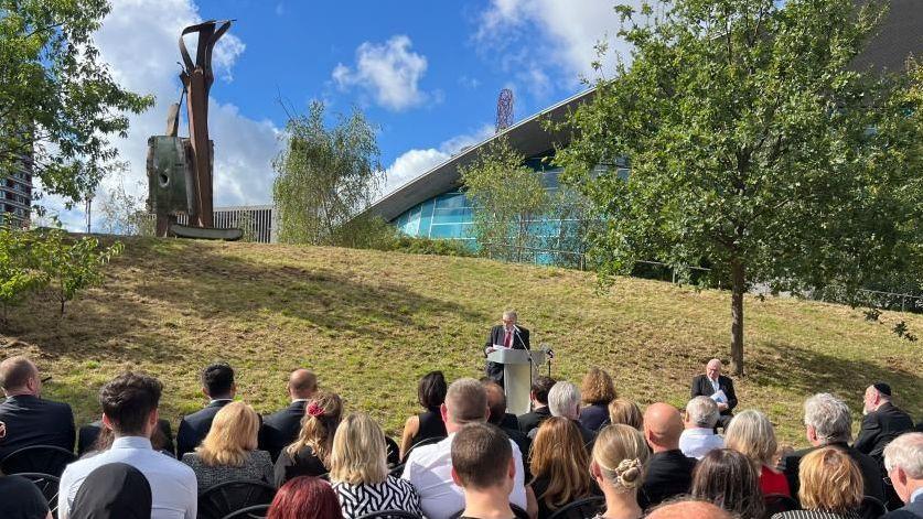 British survivors and family members mark 25th anniversary of 9/11