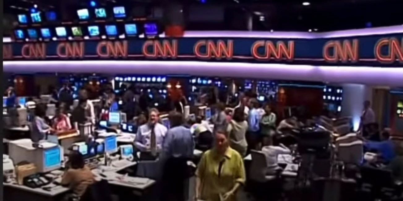Former CNN photographer recalls what it was like to record the newsroom on 9/11