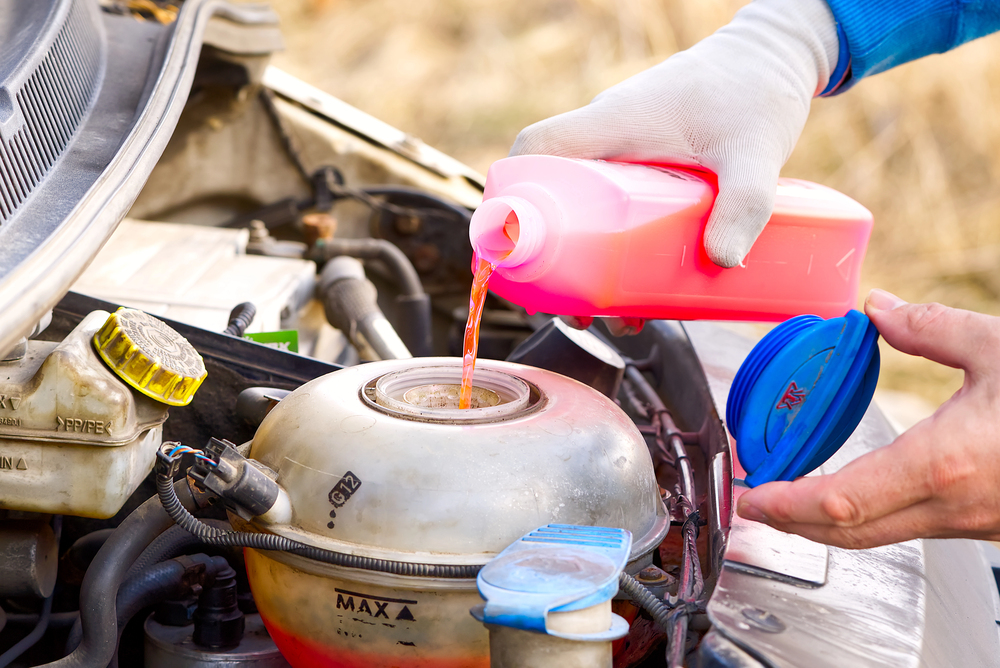 What a coolant warning light means before it costs you a £1,000 repair