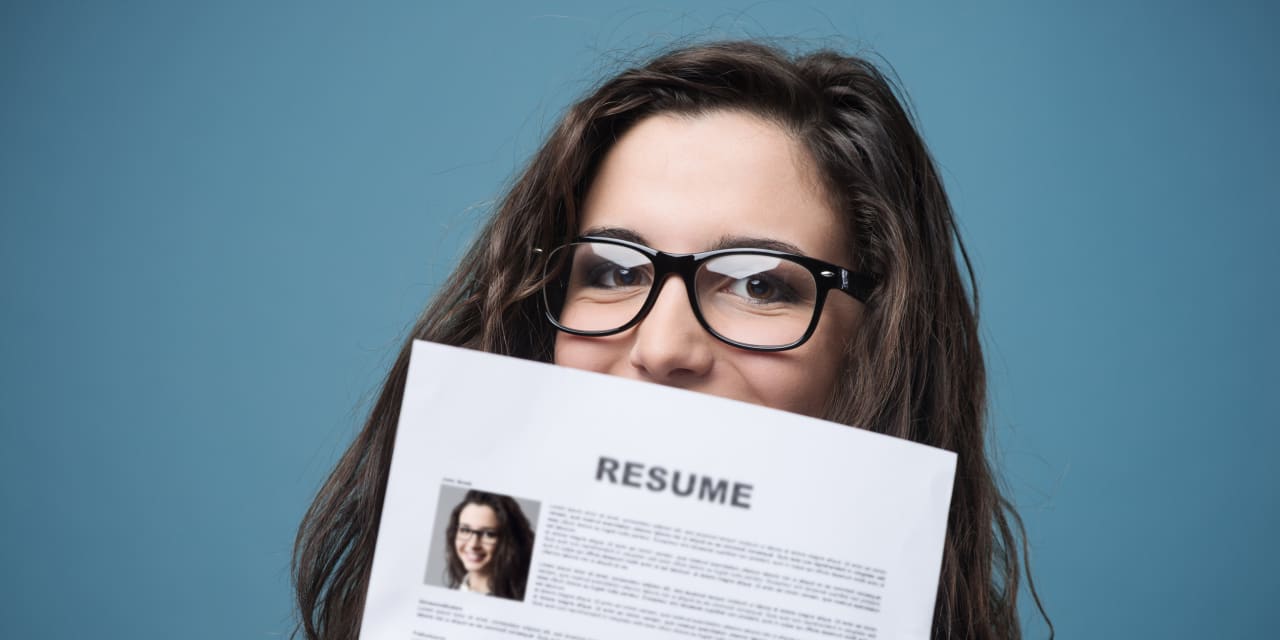 Are AI-written resumes more likely to get you a job? The answer may ...