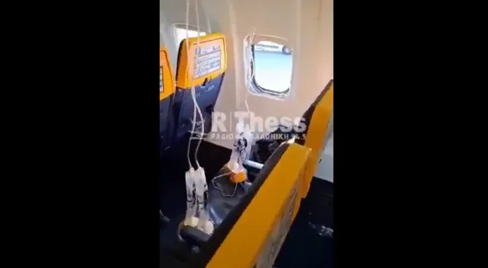 Ryanair CEO slams 'delusional' man who said he was sucked out of plane ...