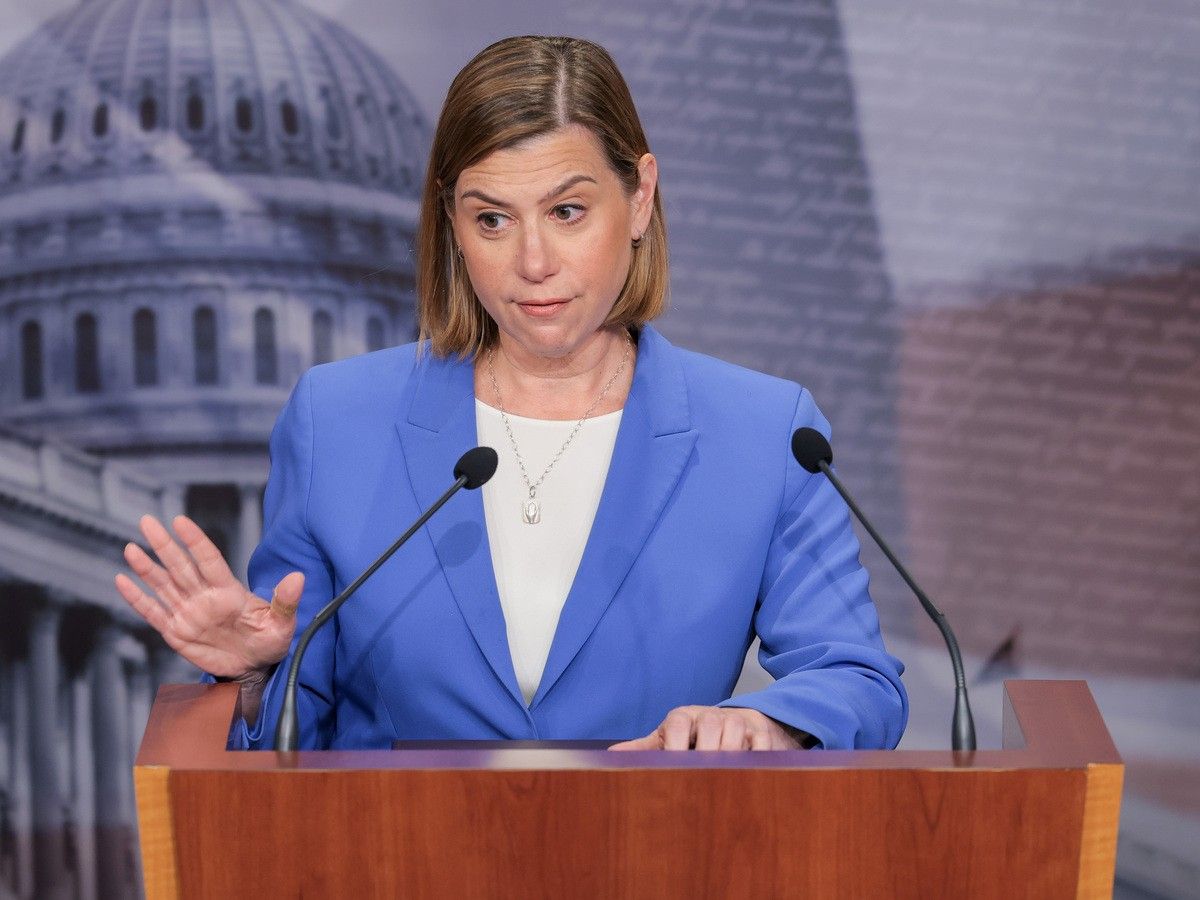 Democrats flirt with becoming the anti-tariff party amid Trump's trade war