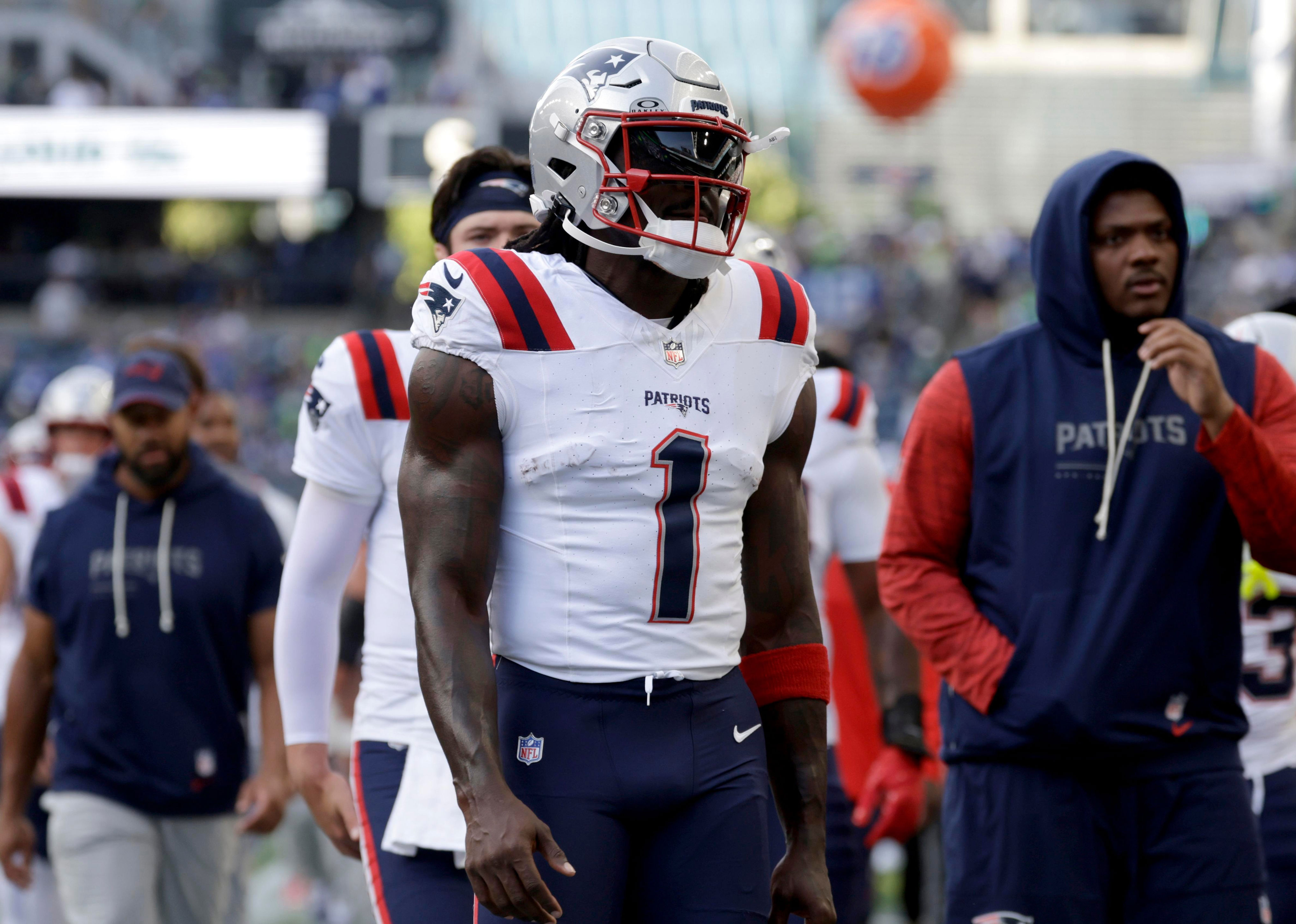 Patriots place AJ Brown on injured reserve, per report