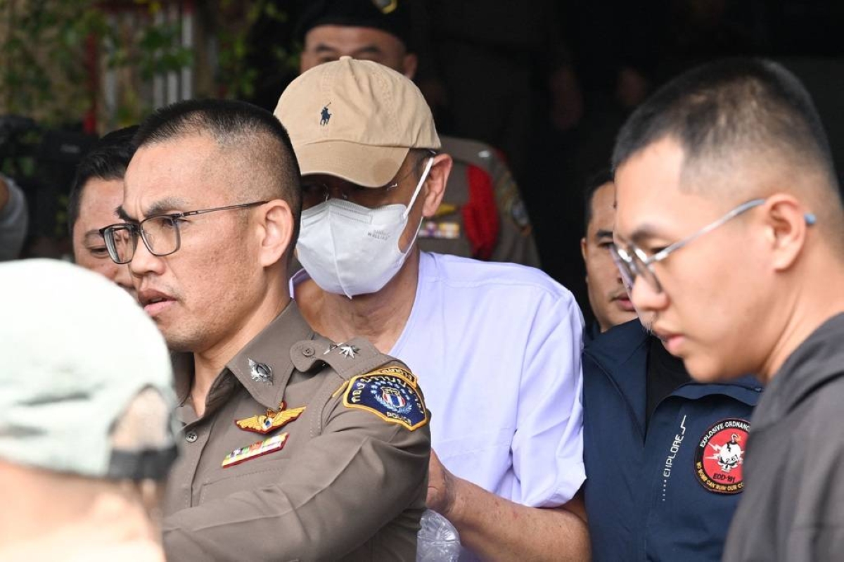 thai-abbot-arrested-in-2-8m-embezzlement-sex-scandal