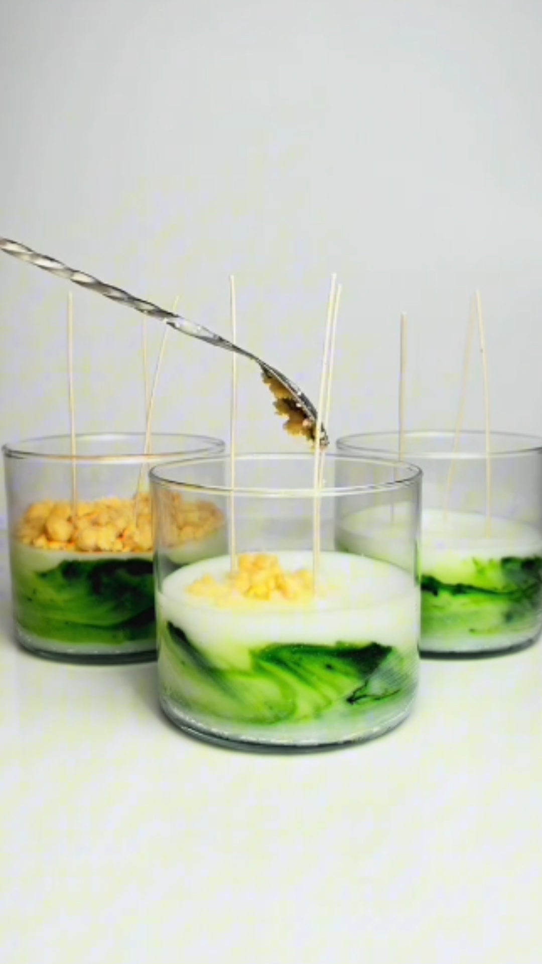 How to make a realistic apple pie dessert candle at home