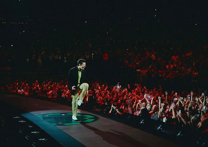 Harry Styles fans are outraged after he releases 'insensitive' ticket ...