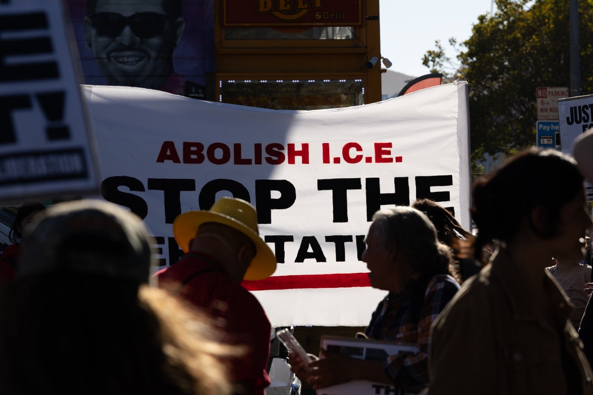 SF judge says she was fired for questioning treatment of asylum seeker