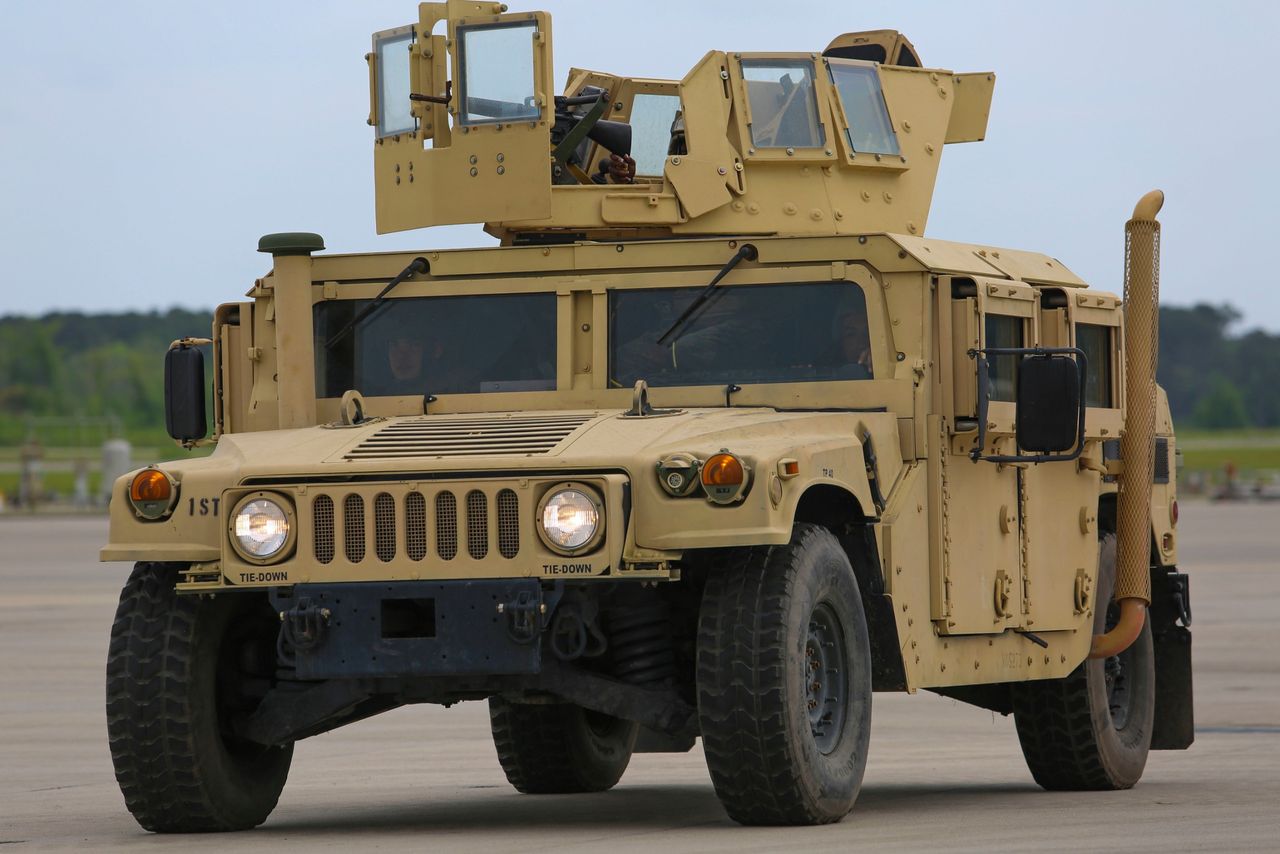 Ukraine's army is turning Humvees into remote-controlled vehicles ...