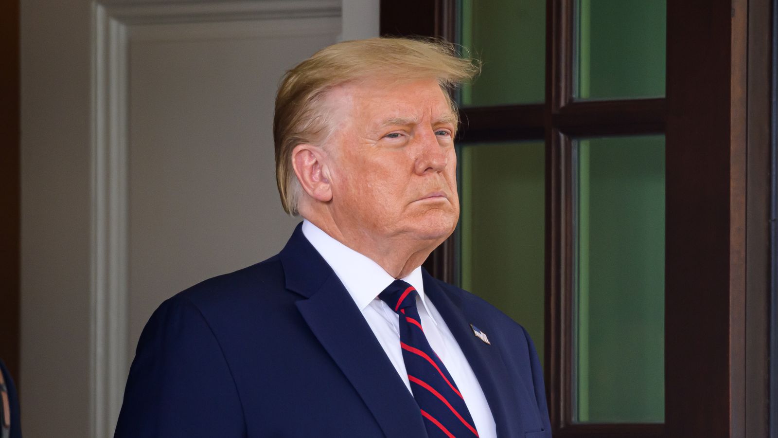 Trump heads to Canadian border for Michigan rally as trade war puts ...