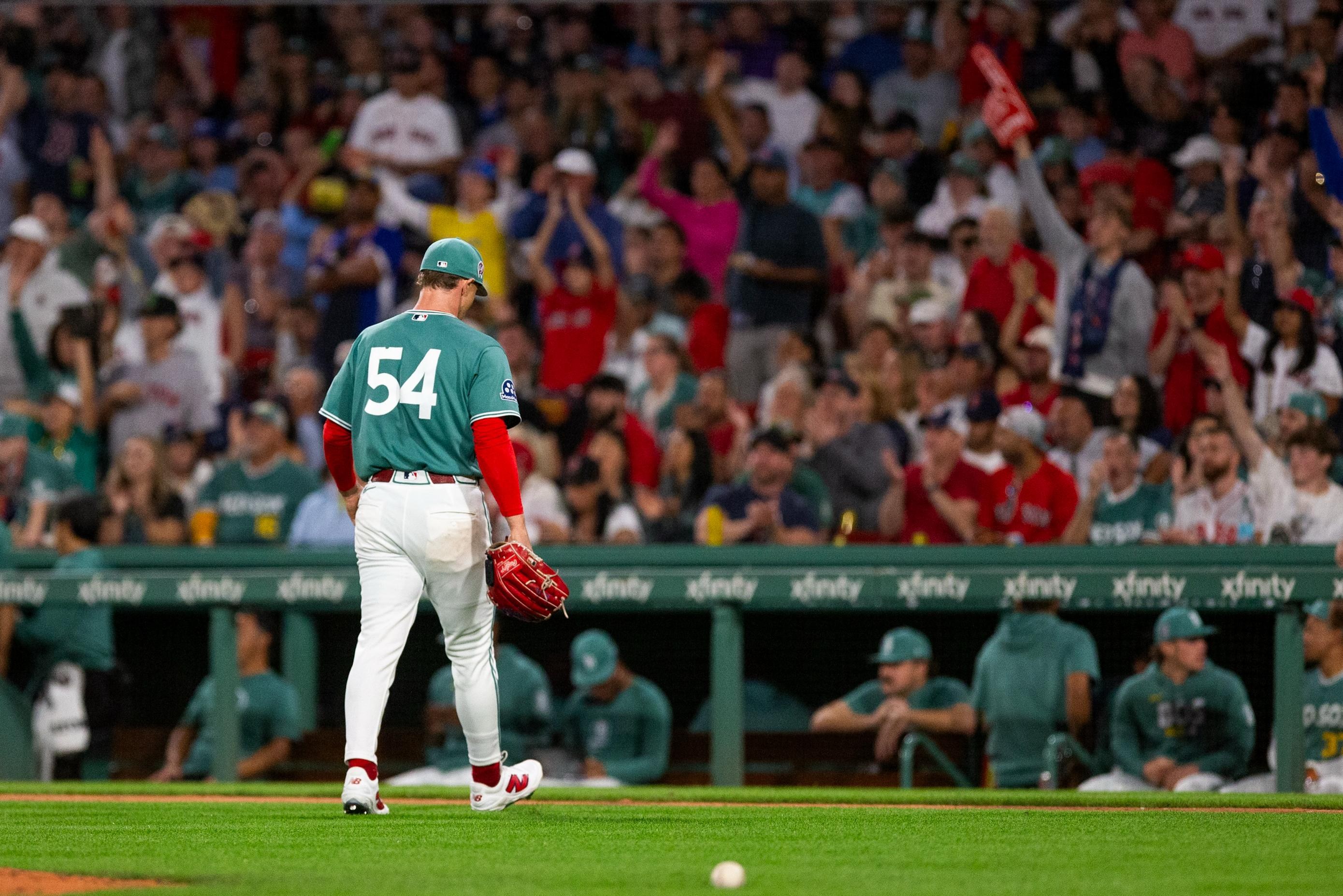 Gray gets tagged early, Sox can't complete the comeback in 3-2 loss to Royals