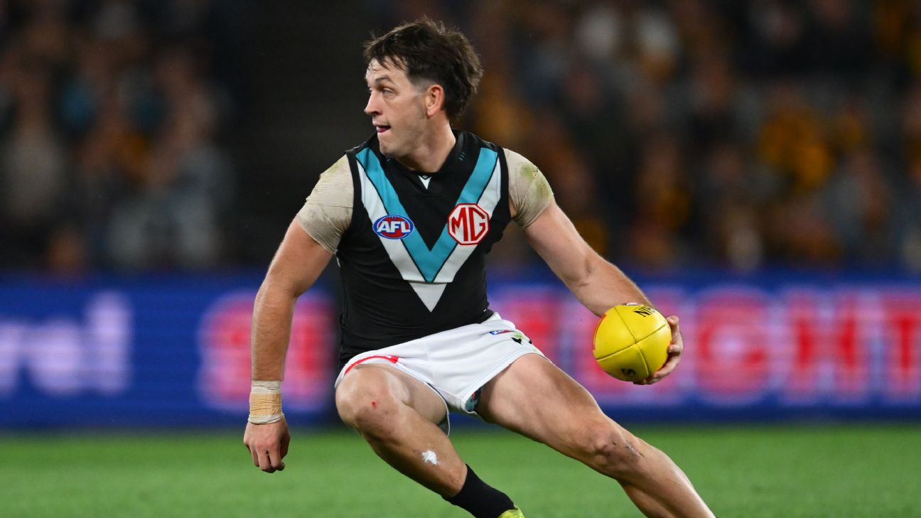 Zak Butters makes bombshell call on new club