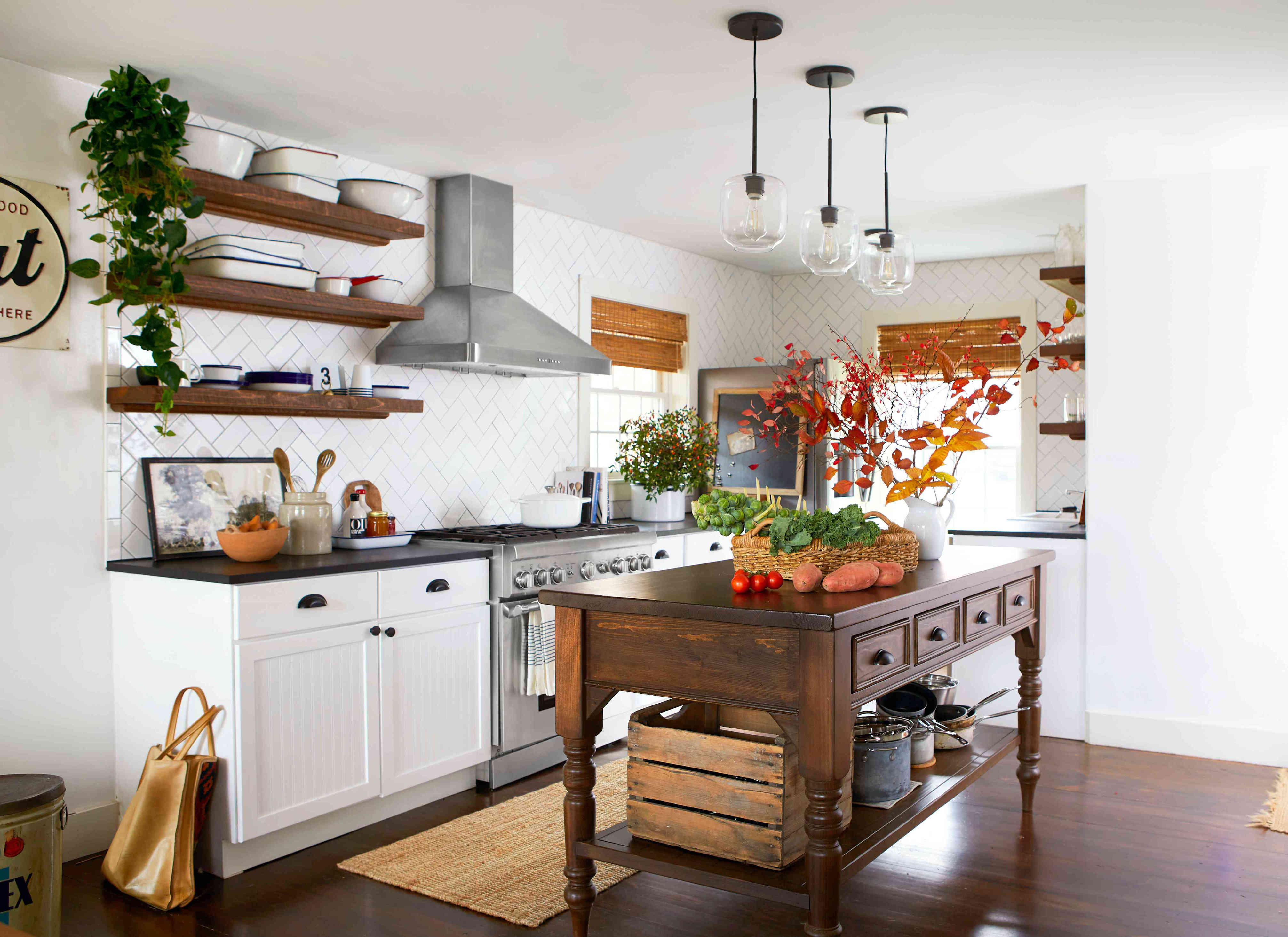 6 early 2000s fall decorating ideas designers are loving again