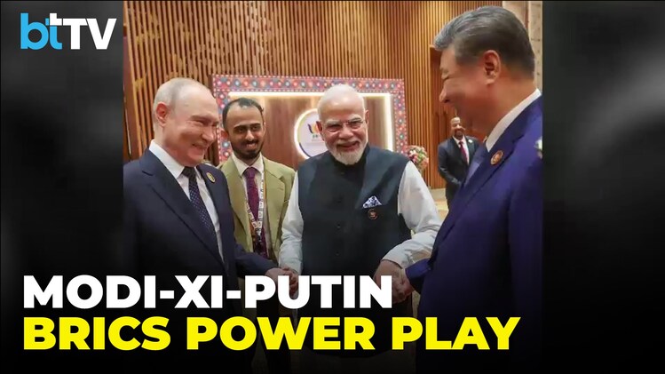 PM Modi, Xi Jinping & Putin together at BRICS summit in Delhi
