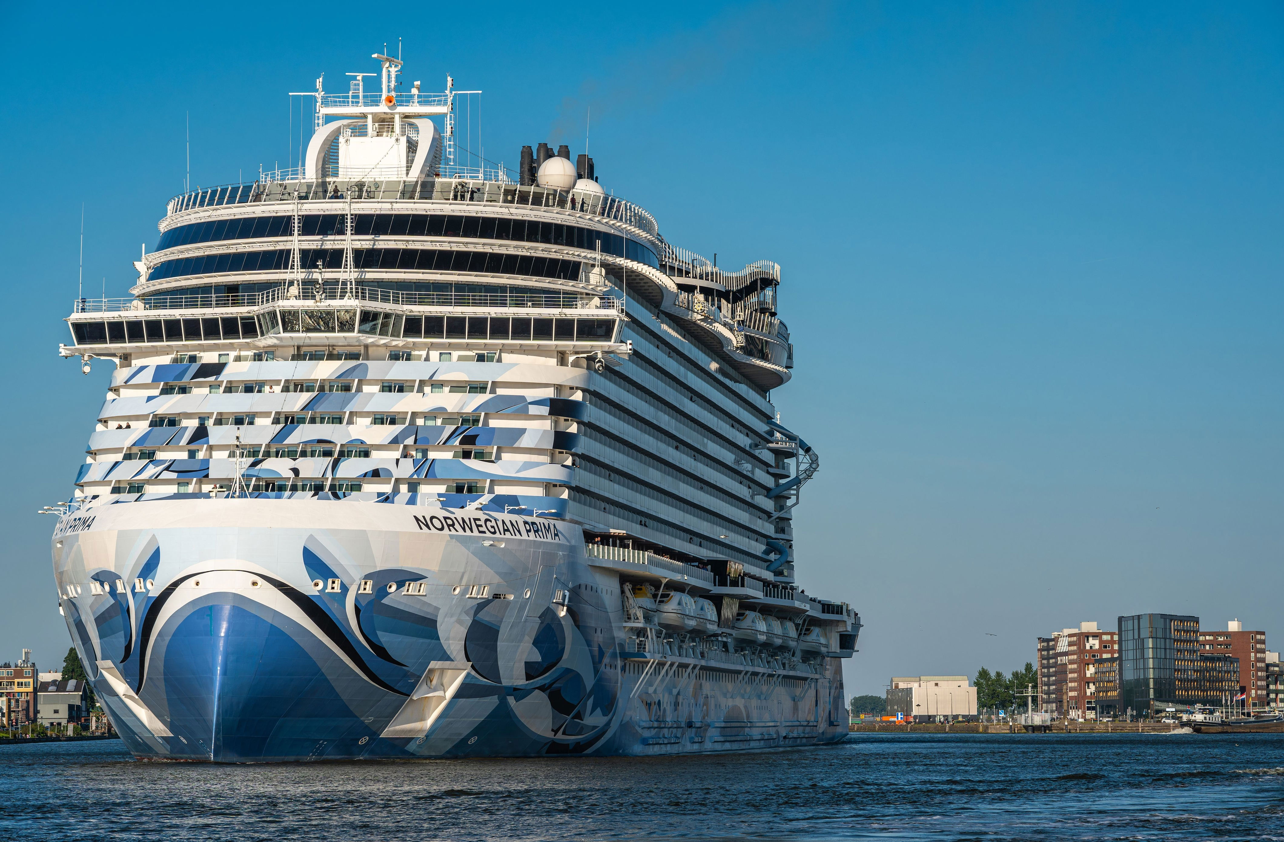 Norwegian Cruise Line shuts down hot tubs after exposure on 2 cruises