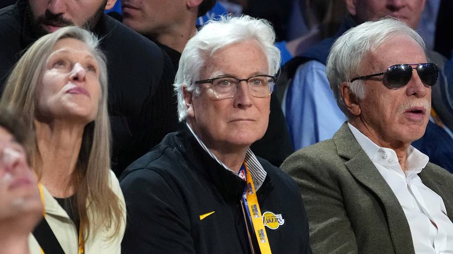 Lakers' record ownership sale faces longer wait for NBA approval