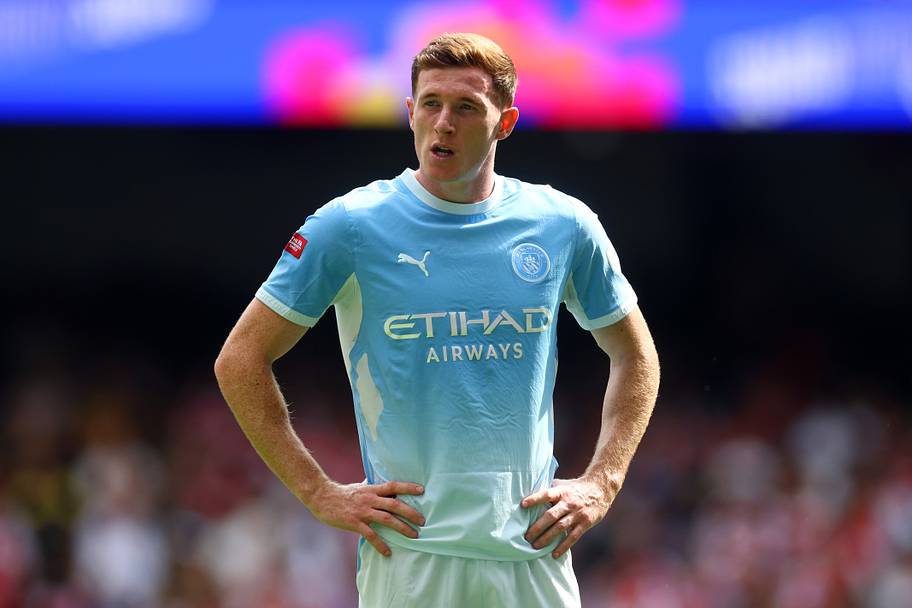 The 15 best defensive midfielders in EA FC 27—official ratings