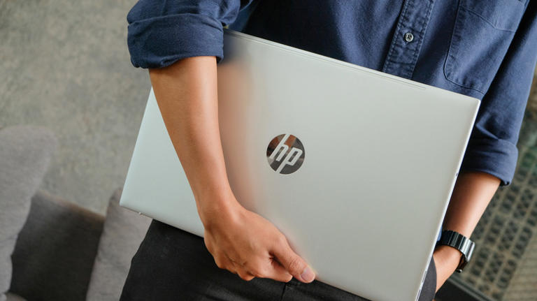 5 tech brands that offer discounts to students and teachers