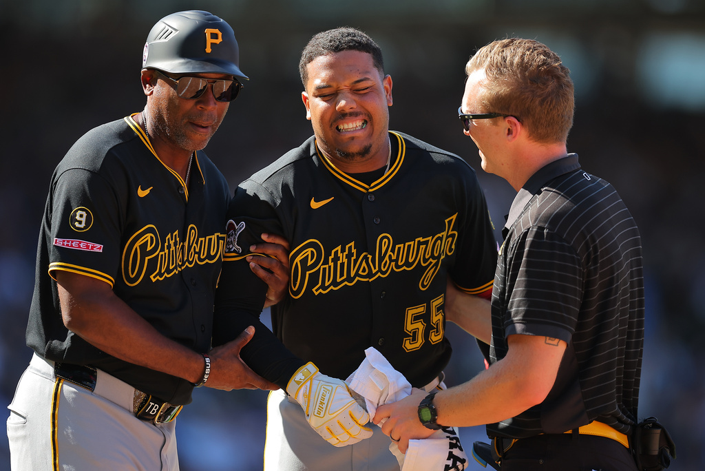 Pirates place rookie outfielder Esmerlyn Valdez on injured list with a ...