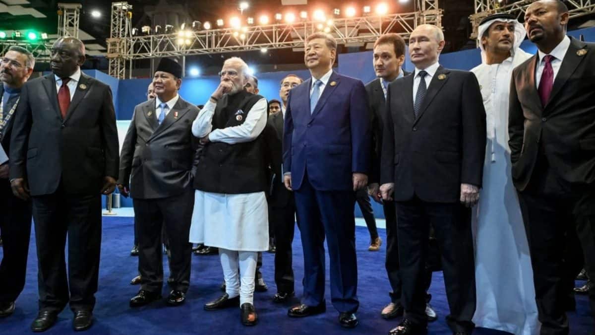 (front L-R) South Africa's President Cyril Ramaphosa, Indonesia's President Prabowo Subianto, India's Prime Minister Narendra Modi, China's President Xi Jinping, Russia's President Vladimir Putin and Ethiopia's Prime Minister Abiy Ahmed gather for a joint visit to the "Bharat Innovates" exhibition during the 18th BRICS Summit in New Delhi on September 12, 2026. Image- AFP