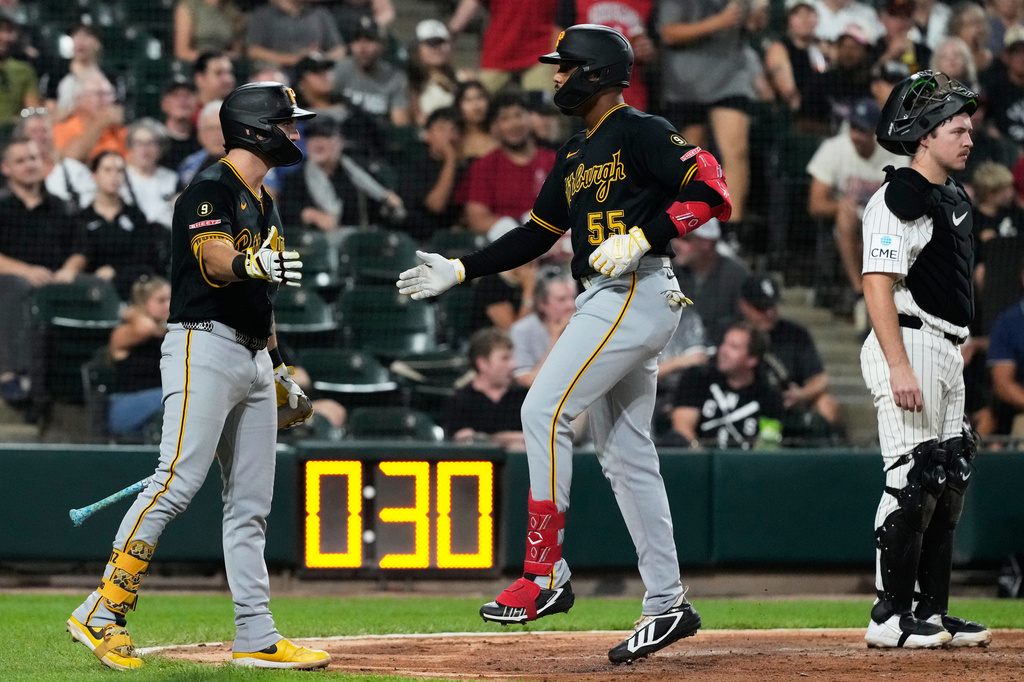 Pirates place rookie outfielder Esmerlyn Valdez on injured list with a ...