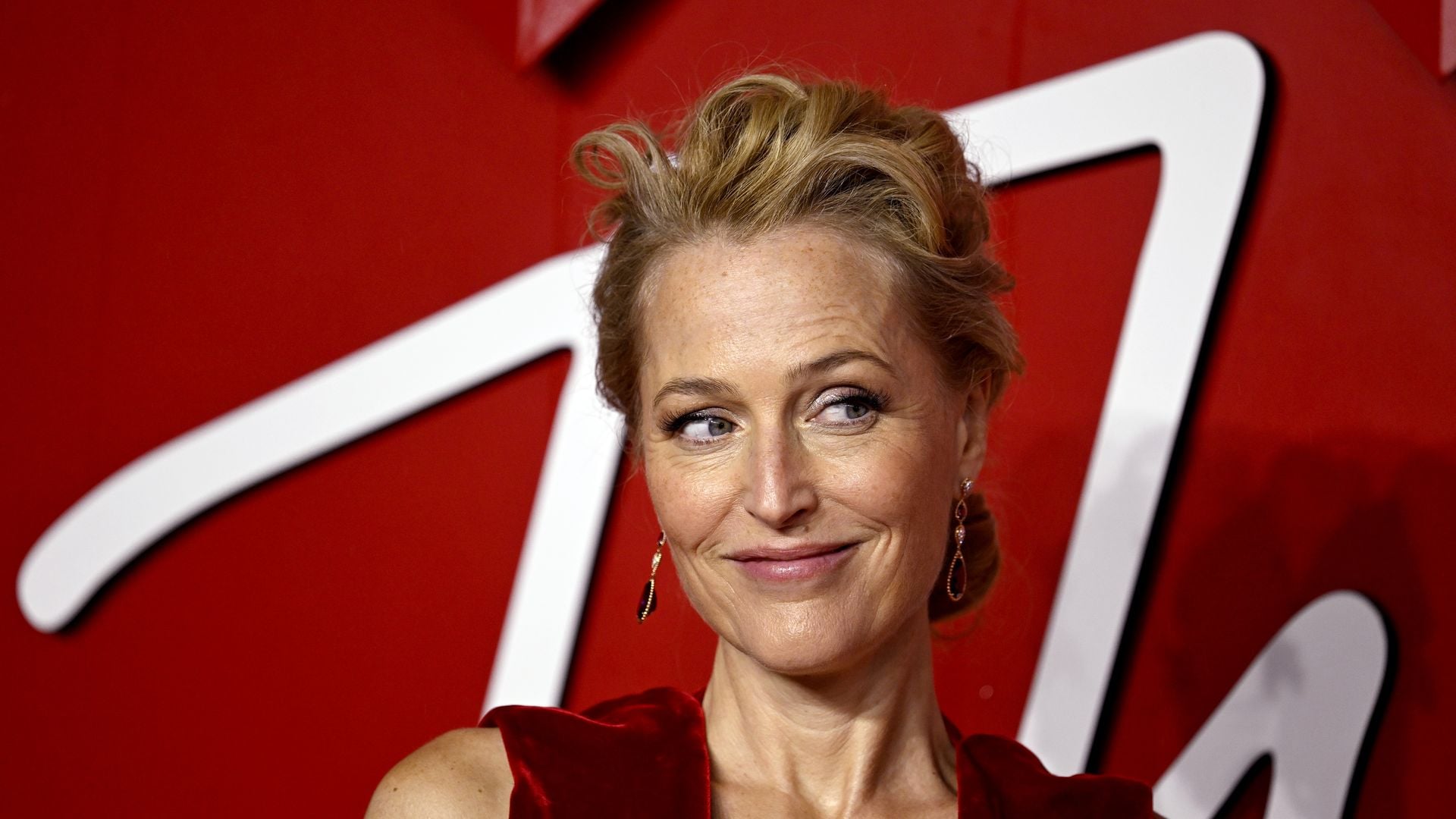 Gillian Anderson bestätigt ihre Pansexualität im Interview